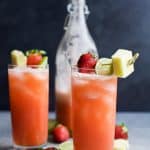 PINEAPPLE STRAWBERRY AGUA FRESCA - a light refreshing drink to keep you cool all summer long! This Agua Fresca takes less than 10 minutes to make and is sweetened with agave nectar. | joyfulhealthyeats.com