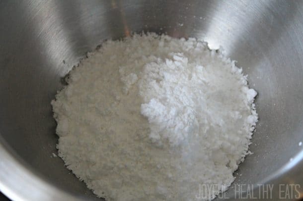 Powdered sugar in a bowl