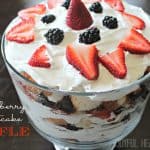Strawberry Shortcake Trifle #4thofjuly #easydessert