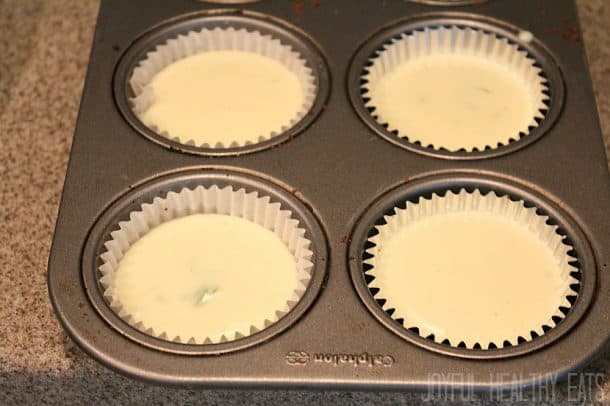 Easy to make Mini Cheesecake Key Lime Pie Bites, done in 30 minutes. The perfect bite size dessert!| joyfulhealthyeats.com #recipes 