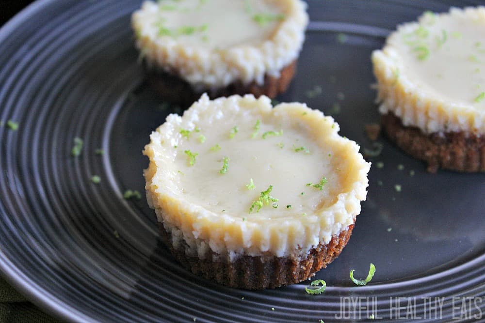 Easy to make Mini Cheesecake Key Lime Pie Bites, done in 30 minutes. The perfect bite size dessert!| joyfulhealthyeats.com #recipes