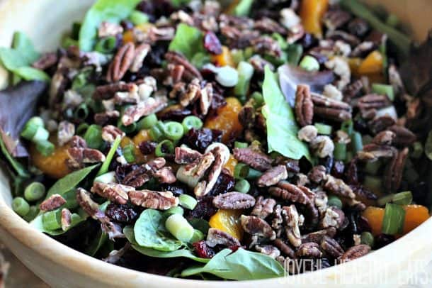 Mandarin Orange Cranberry Salad #saladrecipes #mandarinorange #fallrecipes