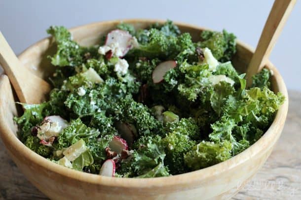 Autumn Kale Salad #kale #kalerecipes #saladrecipes #autumn