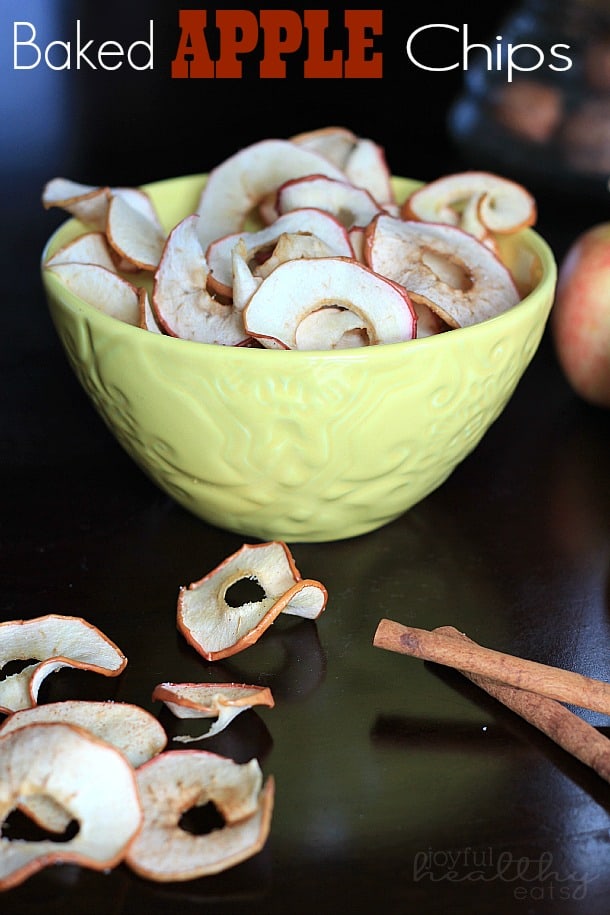 Baked Apple Chips #apple #fall #healthysnack #chips
