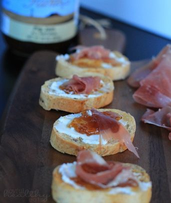 Image of Prosciutto Fig & Goat Cheese Crostini Pieces Lined Up