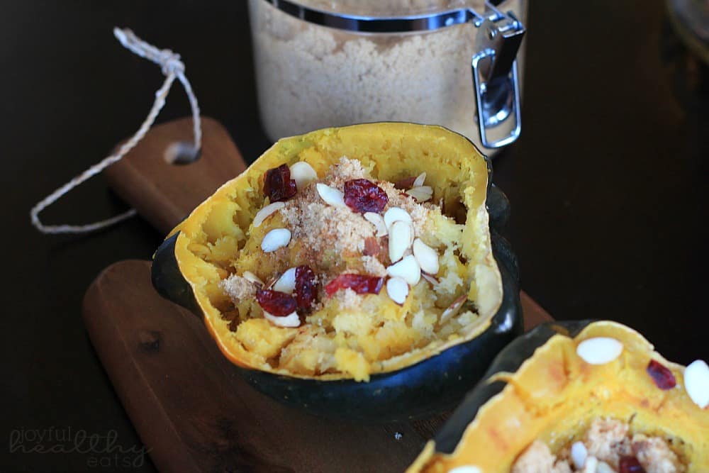 Roasted Acorn Squash #squash #roastedvegetables #holiday #sidedish