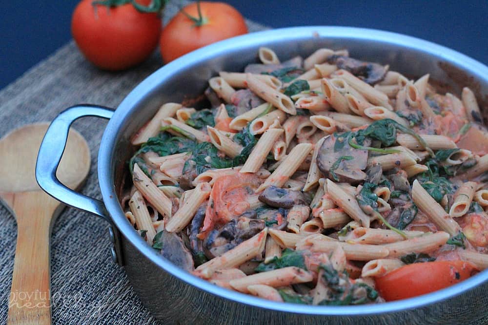 Spinach & Mushroom Pasta with Creamy Tomato Sauce | Easy Pasta Dish