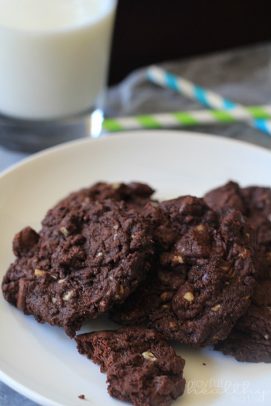 Image of Mint Dark Chocolate Chip Cookies