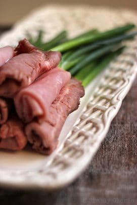 Scallion-Wraps-stuffed-with-cream-cheese-and-wrapped-with-your-favorite-deli-sliced-meat-appetizers-SimplyGloria.com_