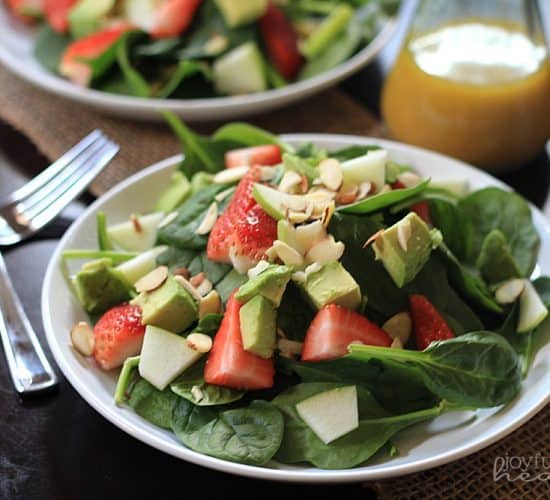 Avocado Strawberry Spinach Salad #salad #spinach #cleaneating #paleo #strawberry #avocado