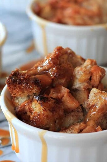 Apple Cinnamon Bread Pudding #dessert #valentinesday #apple #cinnamon #breadpudding