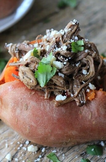 Chipotle Beef Barbacoa Stuffed Sweet Potatoes #sweetpotatoes #crockpot #barbacoa #beef #easyrecipes