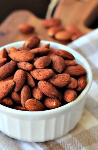 Cinnamon Toasted Almonds #cinnamon #almonds #snack #healthy #appetizer