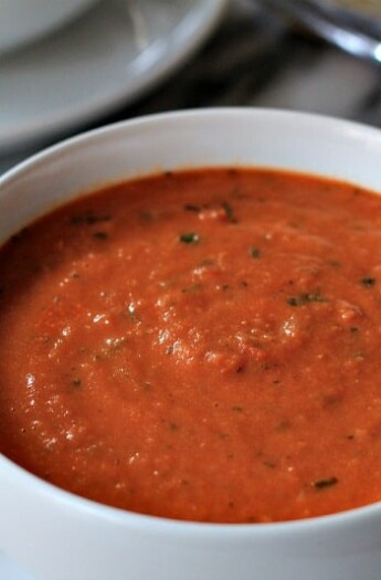 Creamy Tomato Basil Soup #basil #tomato #soup #tomatobasil #recipes #homemade