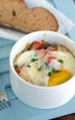 Baked-Eggs-with-Quiona-and-Fresh-Salsa6wm