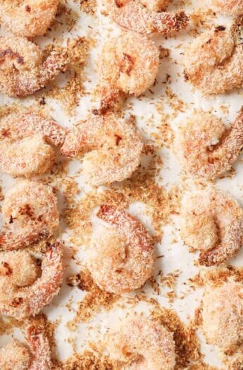 Baked Asian-style shrimp in the baking tray.