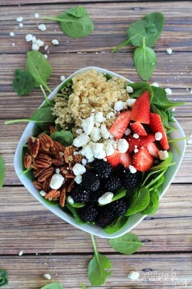 Detox Berry Quinoa Spinach Salad 5