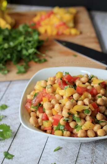 Tex-Mex Chickpea Salad #sidedishes #glutenfree #summer #healthyrecipes #vegetarian #garbanzobeans