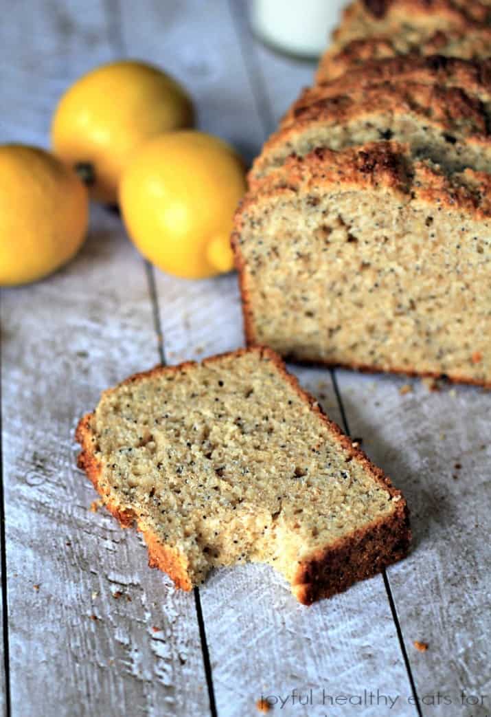 Whole Wheat Lemon Poppyseed Bread with Chia Seeds | www.joyfulhealthyeats.com | #bread #lemon #poppyseed #chiaseeds #breakfast