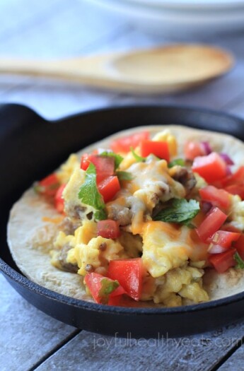 Sausage Egg & Cheese Breakfast Tostadas, ease to make done in 15 minutes! #recipe #glutenfree | www.joyfulhealthyeats.com