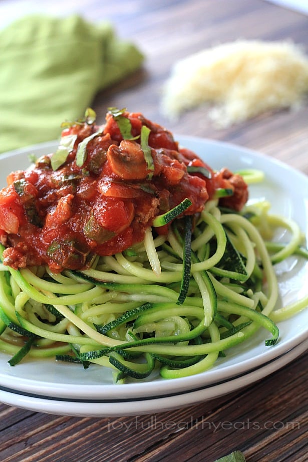 A healthy 30 minute meal that is Gluten Free & Paleo ... Zucchini Noodles w/ Meat Mushroom Tomato Sauce | www.joyfulhealthyeats.com