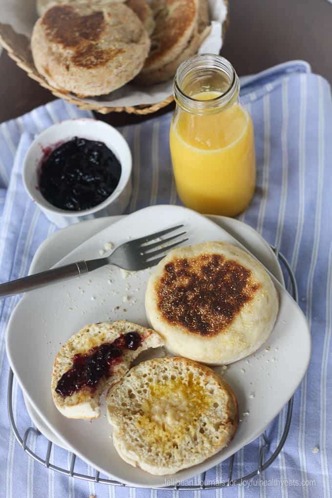 Homemade English Muffins | www.joyfulhealthyeats.com | #breakfast #recipes #bread #englishmuffins