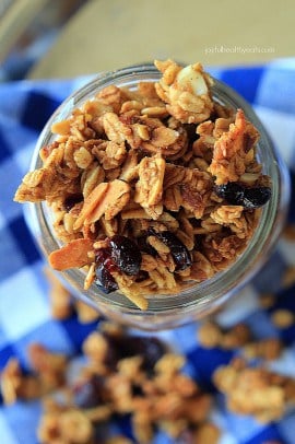 Homemade Pumpkin Spice Granola ... just go ahead and make a double batch of this its addicting! | www.joyfulhealthyeats.com #pumpkin #fall #recipes