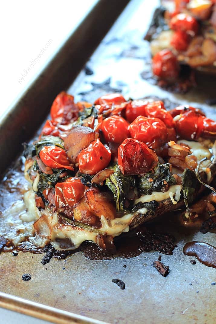 Portobello Mushroom Pizza with Sautéed Balsamic Vegetables, crazy good & healthy! | www.joyfulhealthyeats.com #vegetarian #glutenfree