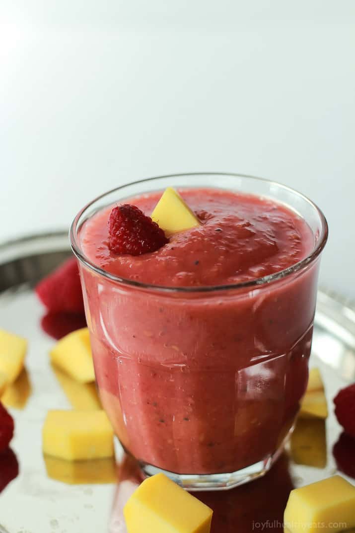 Nutrient packed Raspberry Mango Smoothie that is dairy free & sugar free and absolutely delicious! | www.joyfulheatlhyeats.com #eathealthy #recipes