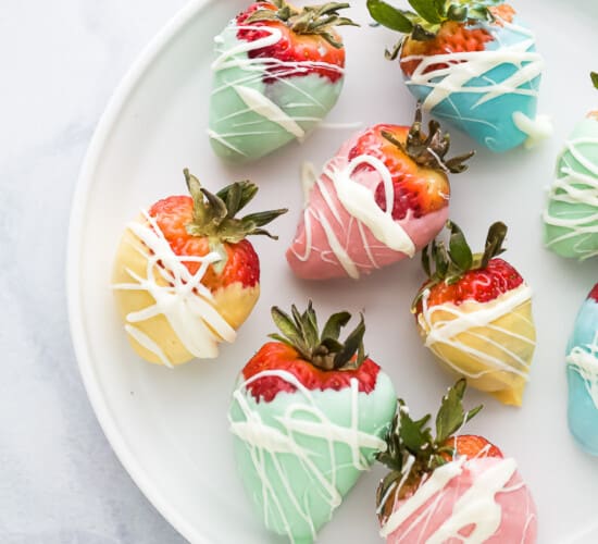 white chocolate covered strawberries that look like easter eggs