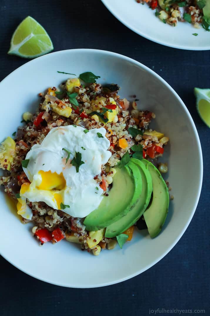 A heart healthy Southwestern Roasted Vegetable Quinoa Salad packed with protein and loads of flavor then topped with a poached egg and fresh avocado! Holy Yum! | joyfulhealthyeats.com #recipes