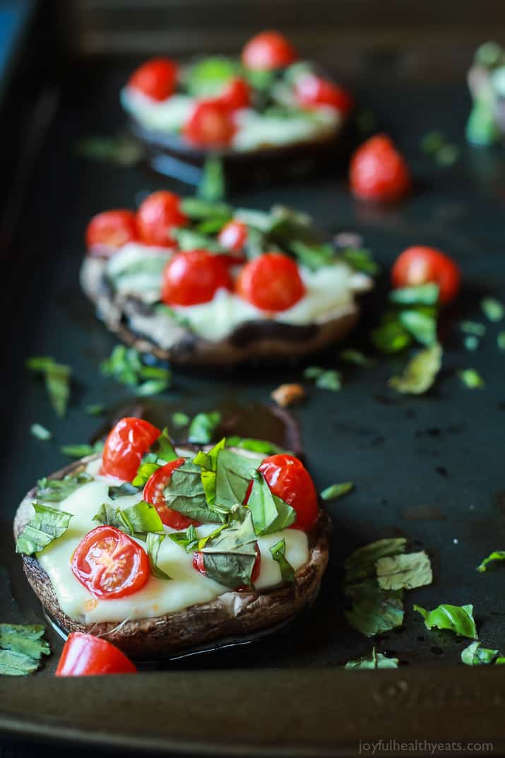 Change up your Friday night pizza night with this Mini Portobello Margherita Pizza - simple, fresh ingredients, and only 15 minutes! | joyfulhealthyeats.com #recipes #glutenfree #vegetarian