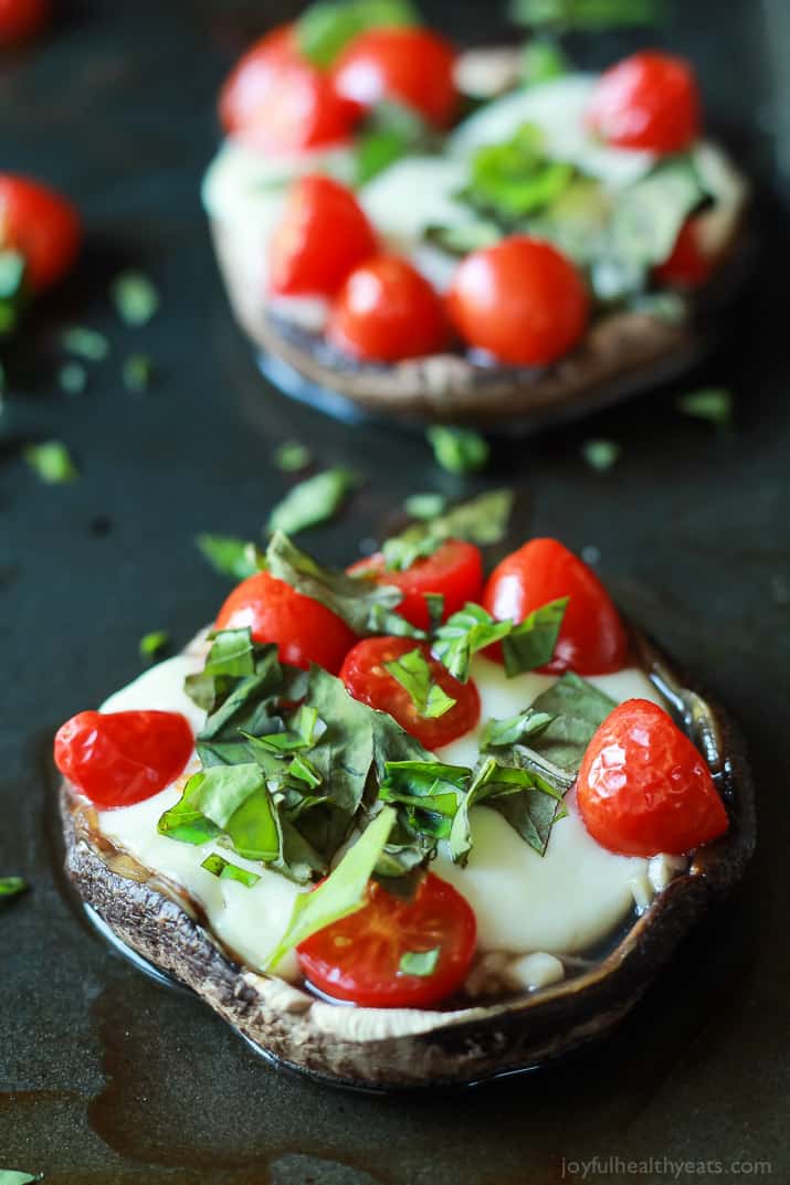 Change up your Friday night pizza night with this Mini Portobello Margherita Pizza - simple, fresh ingredients, and only 15 minutes! | joyfulhealthyeats.com #recipes #glutenfree #vegetarian