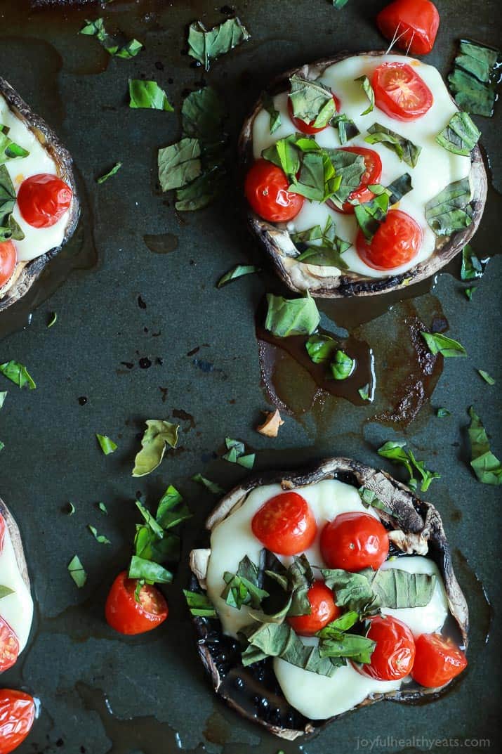 Change up your Friday night pizza night with this Mini Portobello Margherita Pizza - simple, fresh ingredients, and only 15 minutes! | joyfulhealthyeats.com #recipes #glutenfree #vegetarian