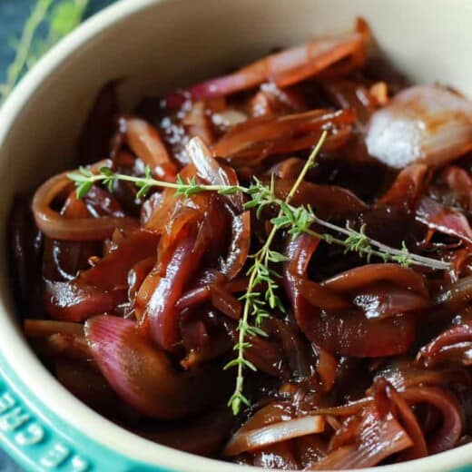 Easy Balsamic Caramelized Onions-4