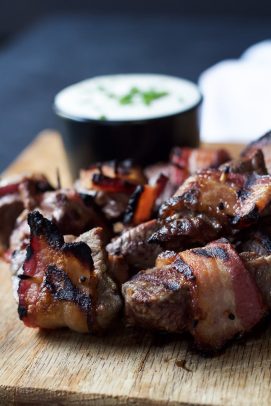 Bacon Wrapped Tenderloin Bites with Creamy Horseradish Sauce-3