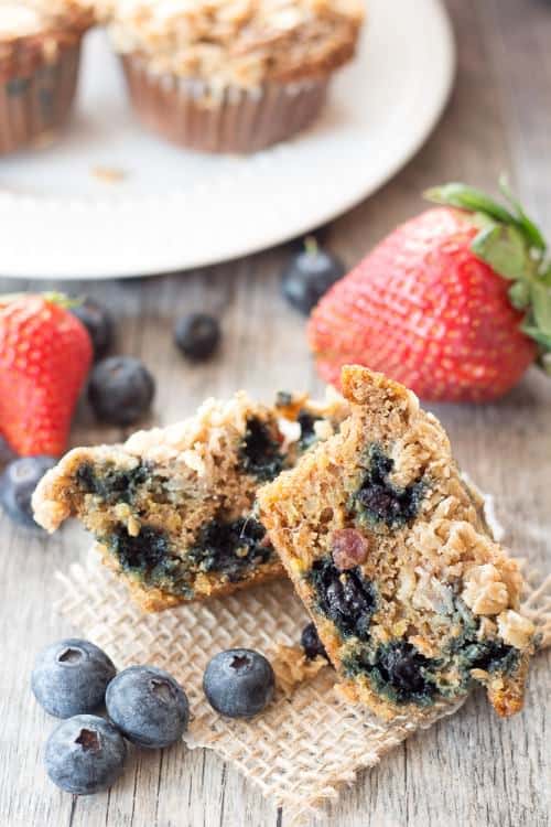 Berry-Quinoa-Breakfast-Muffin-4