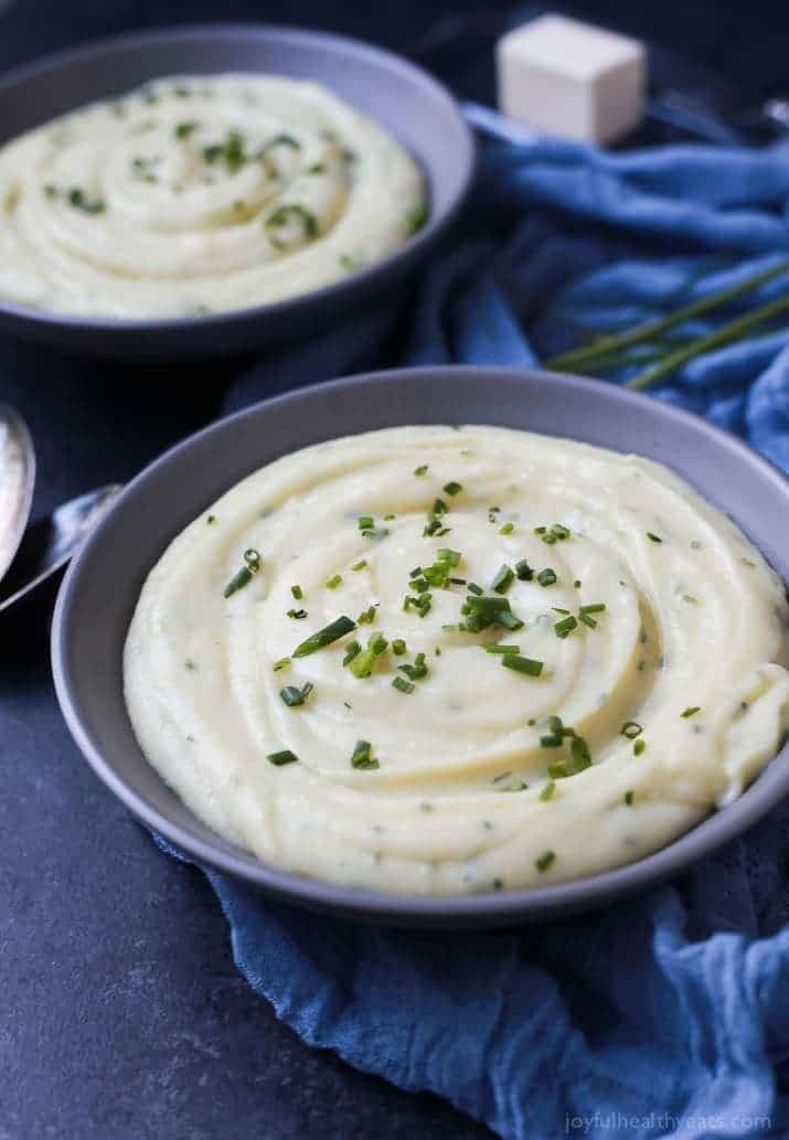 Creamy Buttery Parsnip Garlic Mashed Potatoes, the parsnips in this totally make these the BEST Mashed Potatoes you will ever have! Plus they are only 108 calories a serving! | joyfulhealthyeats.com