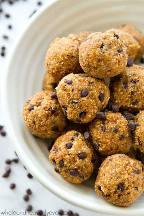 Banana Bread Chocolate Chip Energy Bites