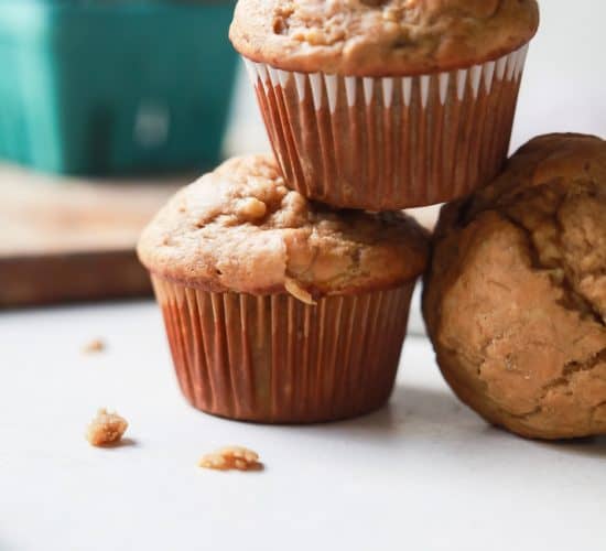 Spiced Chai Banana Muffins with a secret ingredient for an extra nutritional boost. These muffins are butter free, refined sugar free, crazy moist, and absolutely delicious. You and your kids will fall in love! | joyfulhealthyeats.com Easy Healthy Recipes