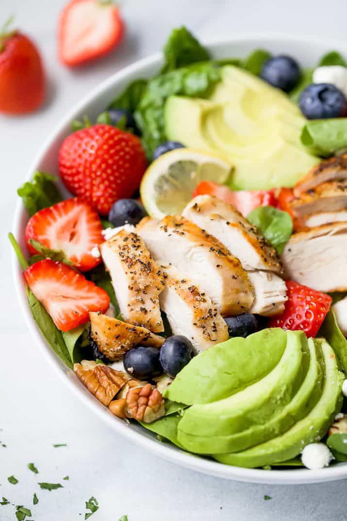 Avocado Strawberry Spinach Salad with Grilled Chicken