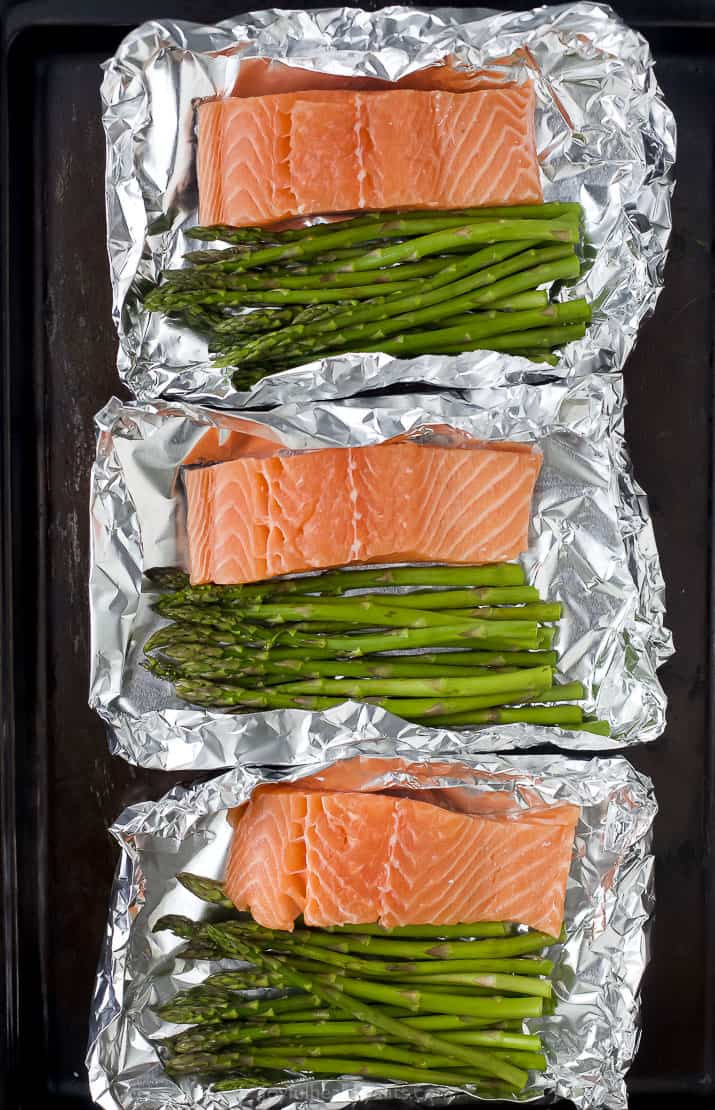 salmon and asparagus in a foil packet