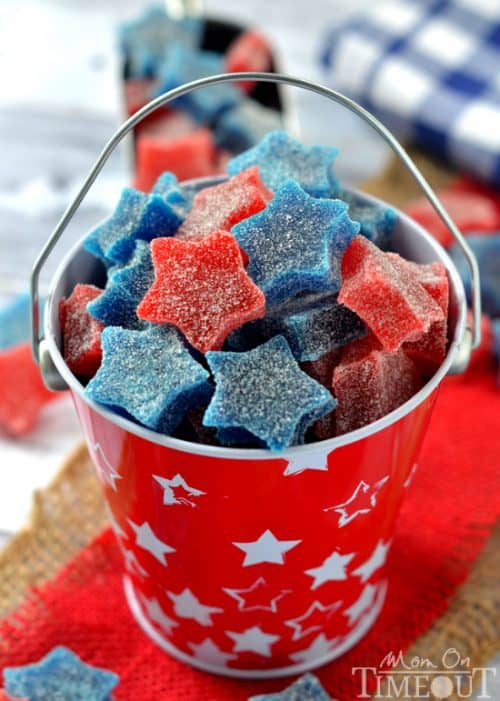 The BEST of the BEST 4th of July Recipes to ensure you have one bomb of a Holiday Party! From juicy burgers, classic side dishes, fun cocktails, and delicious desserts ... your one stop shop for holiday recipes! | joyfulhealthyeats.com