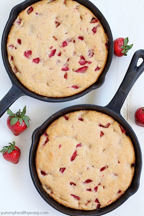 strawberry-skillet-corn-cake-2