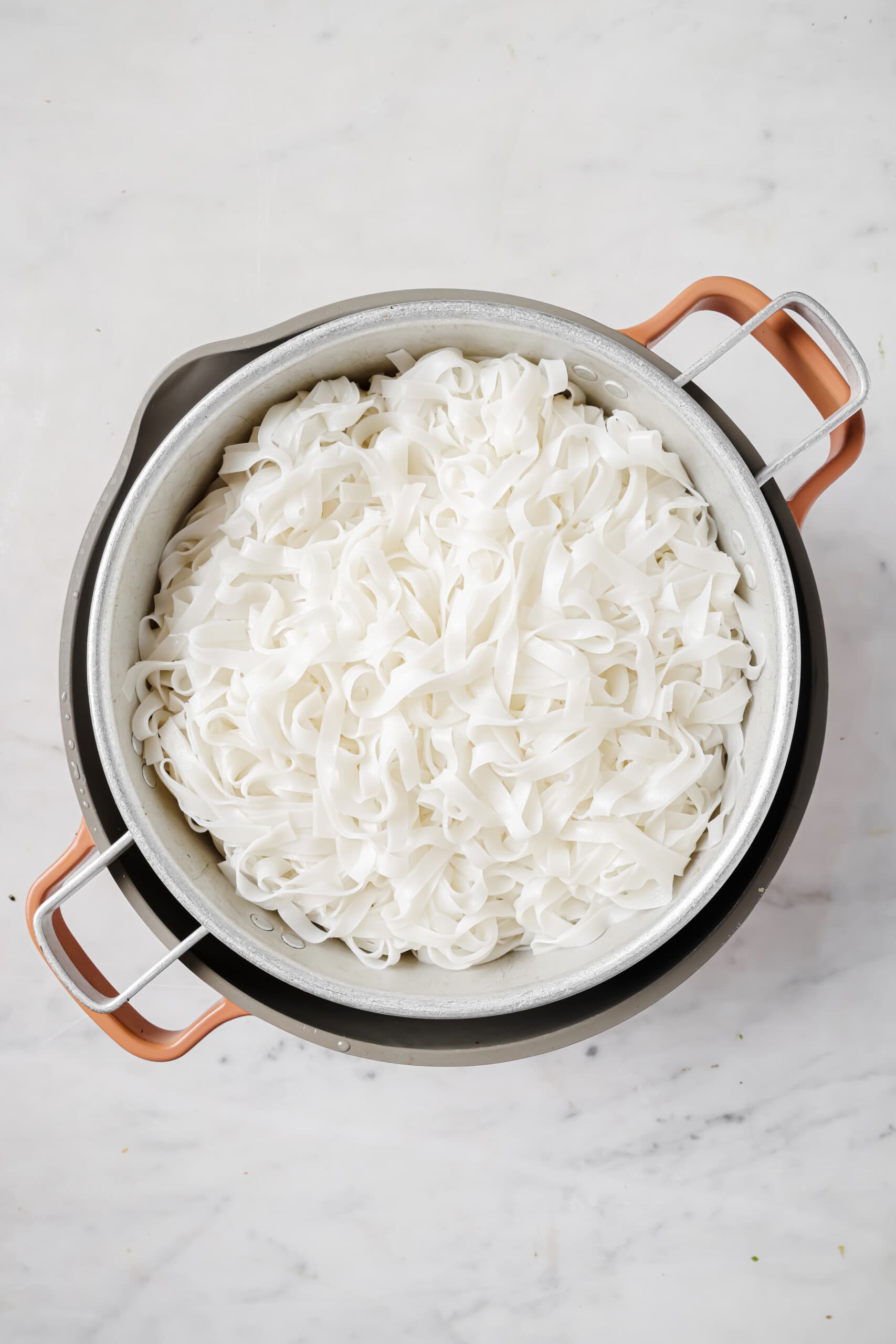 Boiled noodles in the ،.