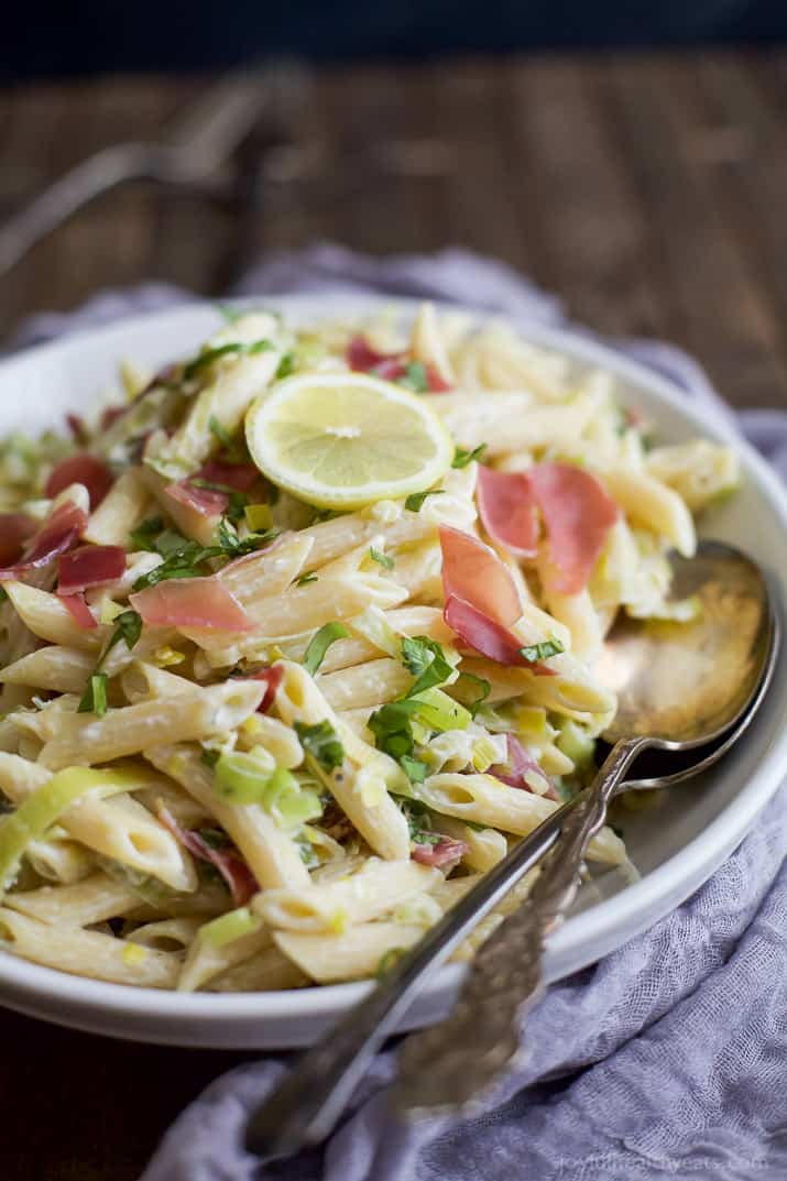 A bowl of Creamy Lemon Pasta with Prosciutto