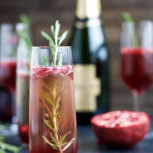 sparkling pomegranate mimosas