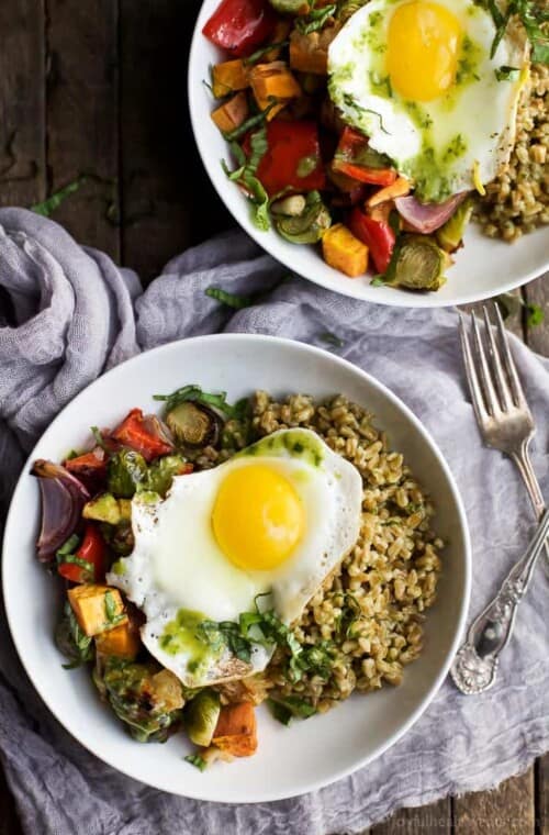 Harvest Roasted Vegetable Grain Bowls - a healthy, filling, fall inspired dinner recipe packed with nutrients and bursting with flavor! You'll love the dressing the farro is tossed with! | joyfulhealthyeats.com #vegetarian