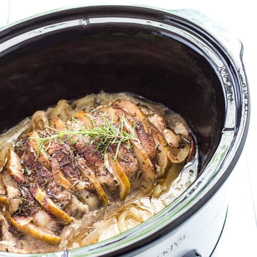 22 of the BEST Crock Pot Recipes on the web! Everything from comforting Soups, to savory Sandwiches, to healthy Quinoa Bowls, and sweet desserts - basically covering dinner recipes till the end of the year! | joyfulhealthyeats.com