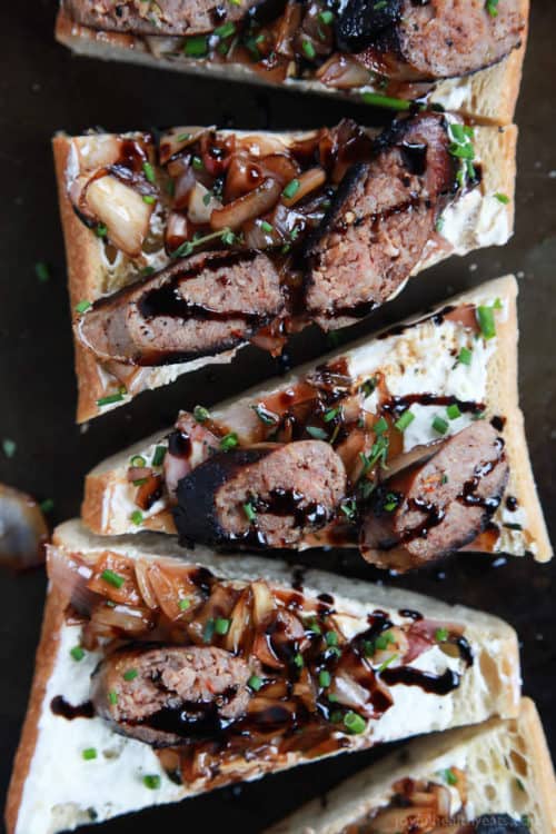 Ensure you have the BEST Holiday Party around with these fun Party Recipes. From festive cocktails to sweet desserts and quick easy appetizers! Your one stop shop! | joyfulhealthyeats.com
